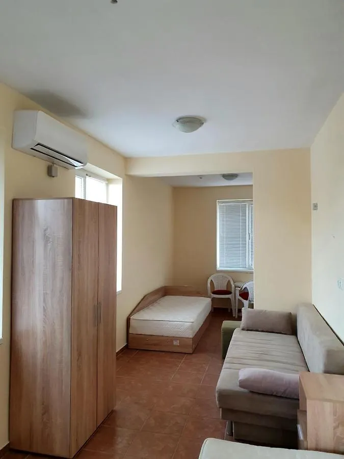 Viriks Hotel Burgas Inn